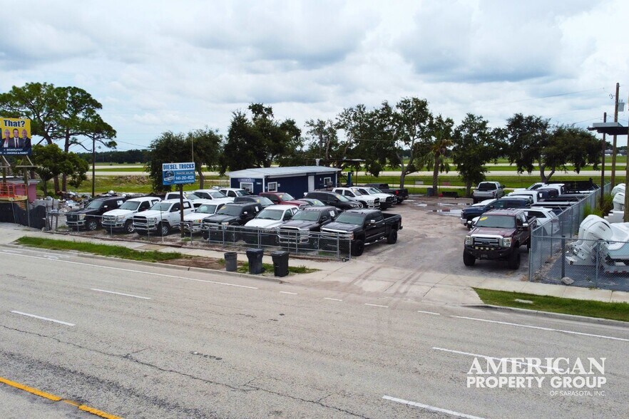 More Photos Of 7861 Tamiami Trl, Sarasota Auto Dealership For Lease