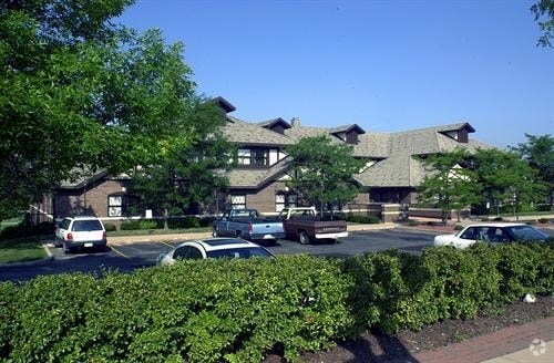 More Photos Of 301 N Broadway, De Pere Medical For Lease