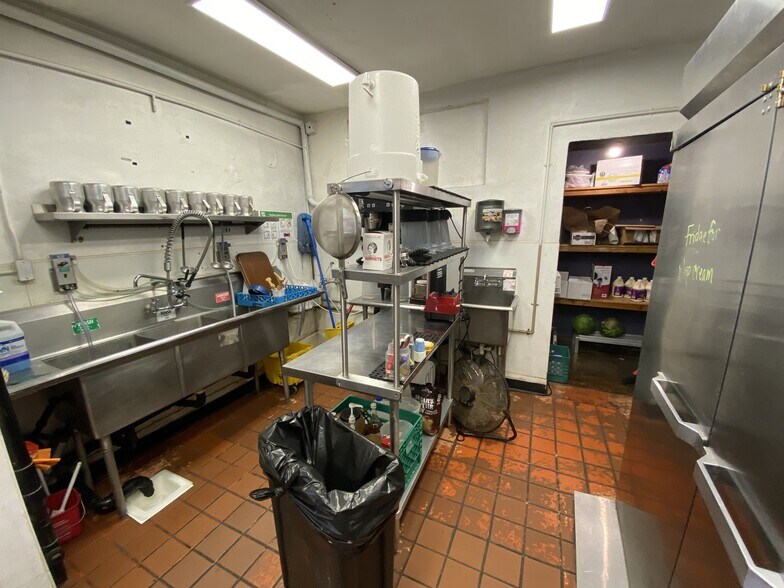 More Photos Of 1714 W Van Buren St, Phoenix Restaurant For Lease