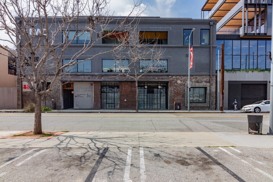 More Photos Of 837 N Spring St, Los Angeles Office For Sale