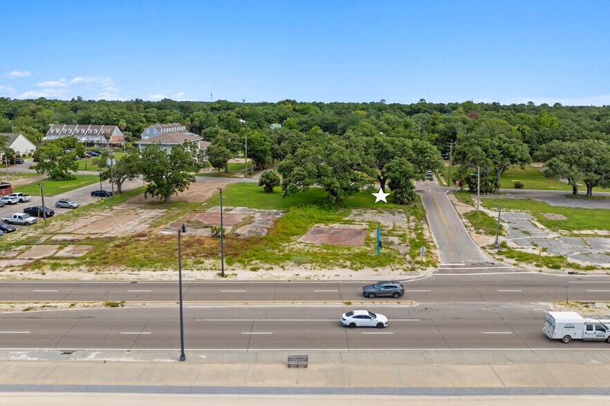 More Photos Of 640 16th st, Gulfport Land For Sale