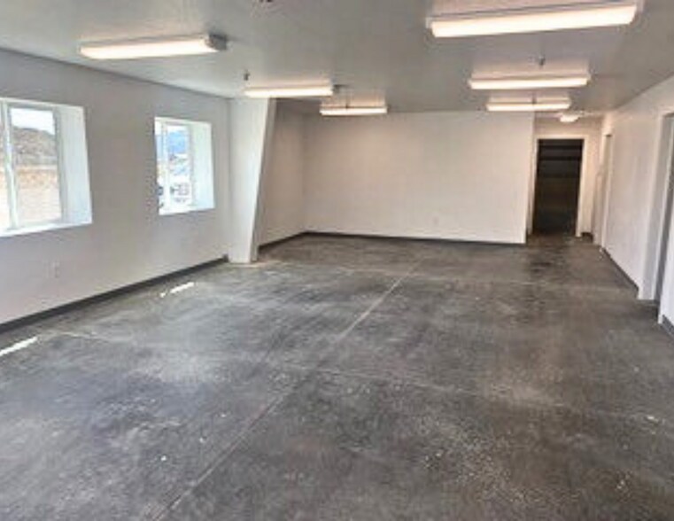 More Photos Of 16876 Tulip Ct, Post Falls Warehouse For Sale