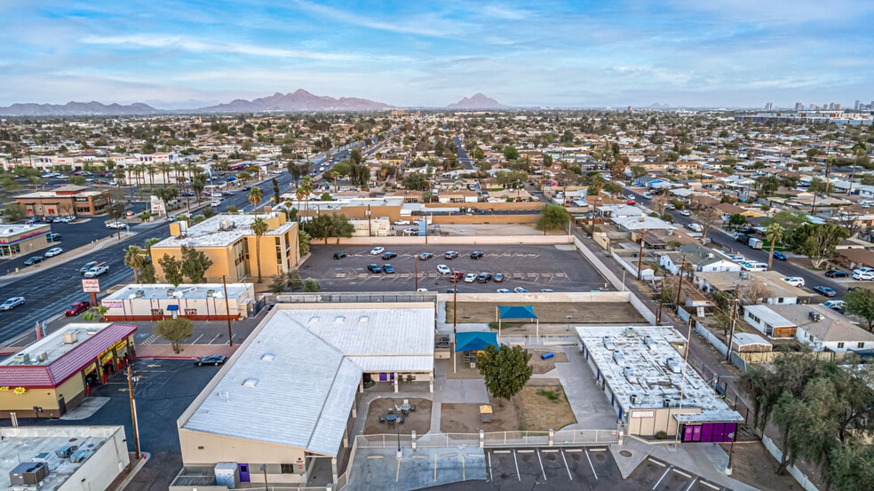 More Photos Of 5827 N 35th Ave, Phoenix Schools For Sale