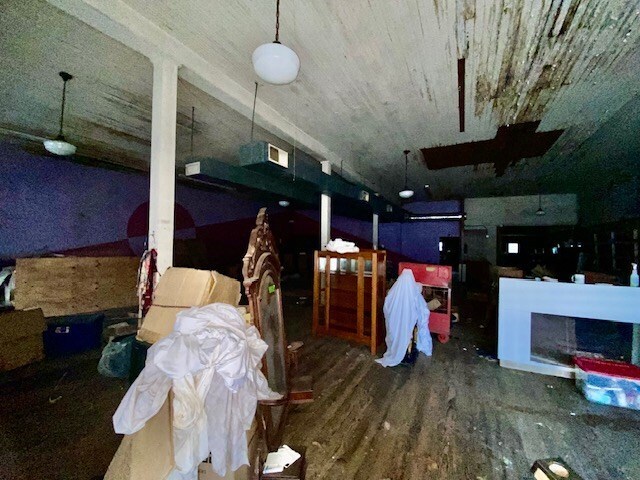 More Photos Of 209 3rd St, Mccomb Office For Sale