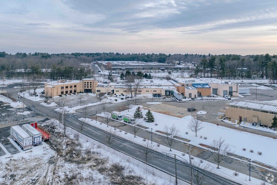 More Photos Of 890 East St, Tewksbury Light Manufacturing For Lease