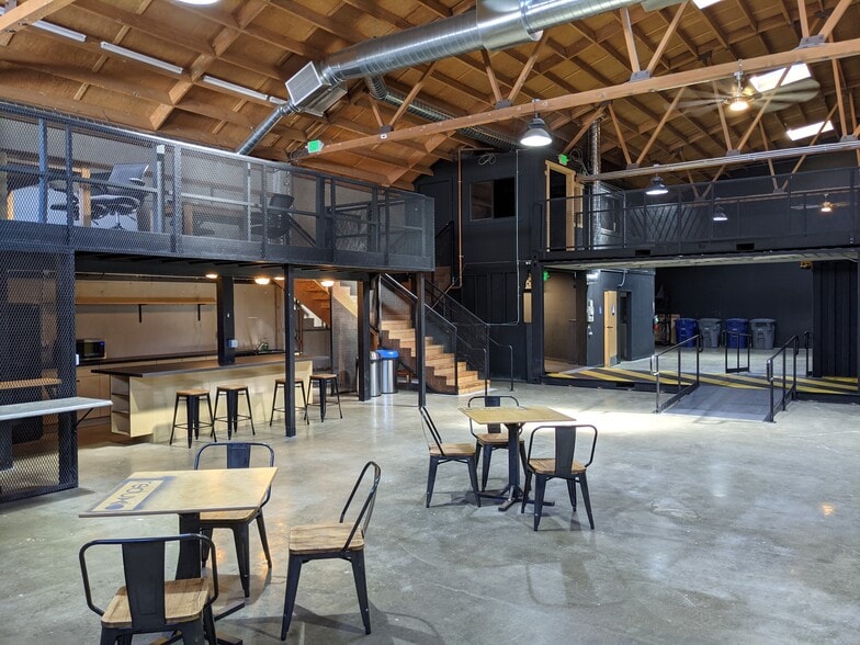 More Photos Of 111 Pine Ave, South San Francisco Warehouse For Lease