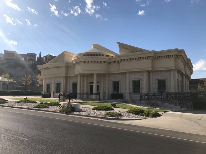 More Photos Of 5974 Silver Springs Dr, El Paso Office For Lease