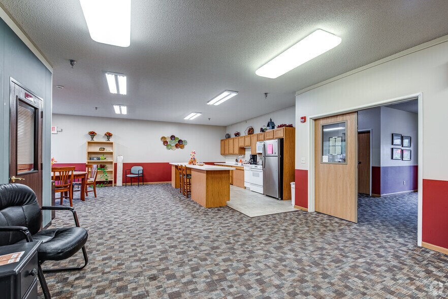 More Photos Of 2225 Orleans St W, Stillwater Apartments For Sale