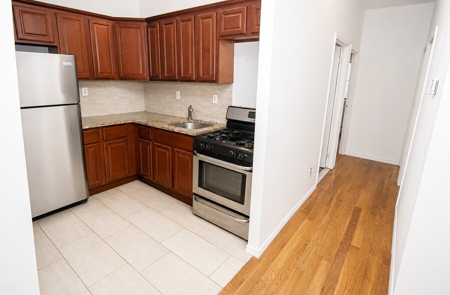 More Photos Of 177 Moffat St, Brooklyn Apartments For Sale