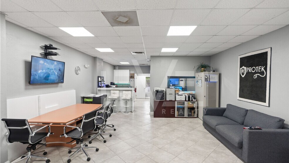 More Photos Of 3015 N Ocean Blvd, Fort Lauderdale Apartments For Sale