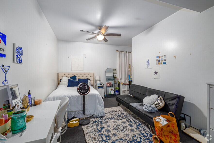 More Photos Of 221 Washington St, Binghamton Unknown For Sale