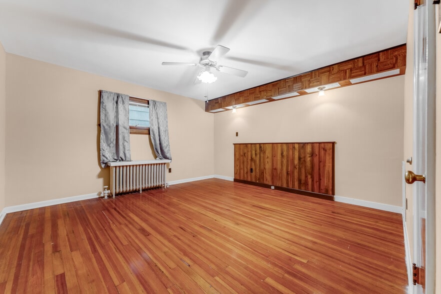 More Photos Of 1266 National Pike, Hopwood Apartments For Sale