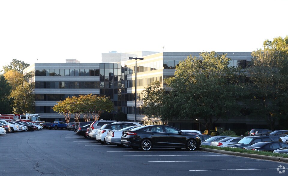 More Photos Of 6100 Lake Forrest Dr NW, Atlanta Office For Lease