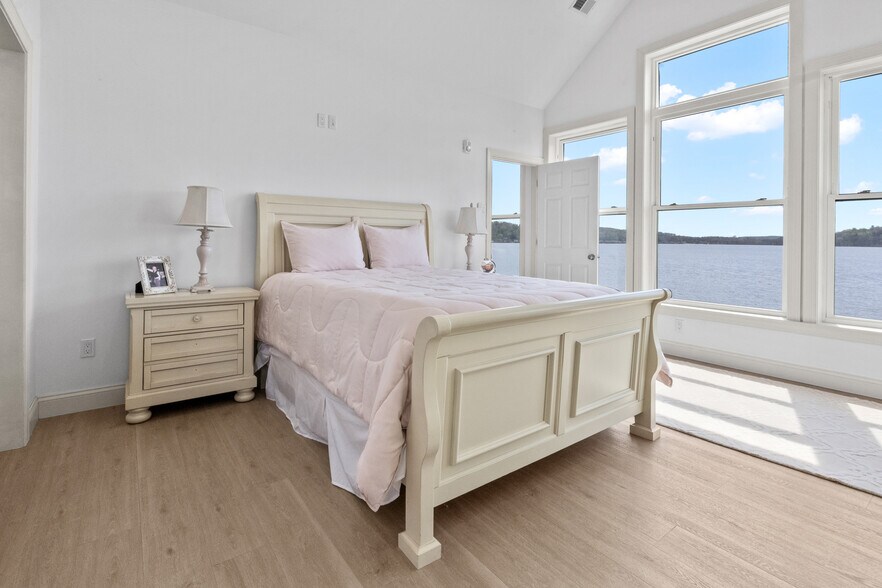 More Photos Of 97 Sand Shore Rd, Budd Lake Restaurant For Sale