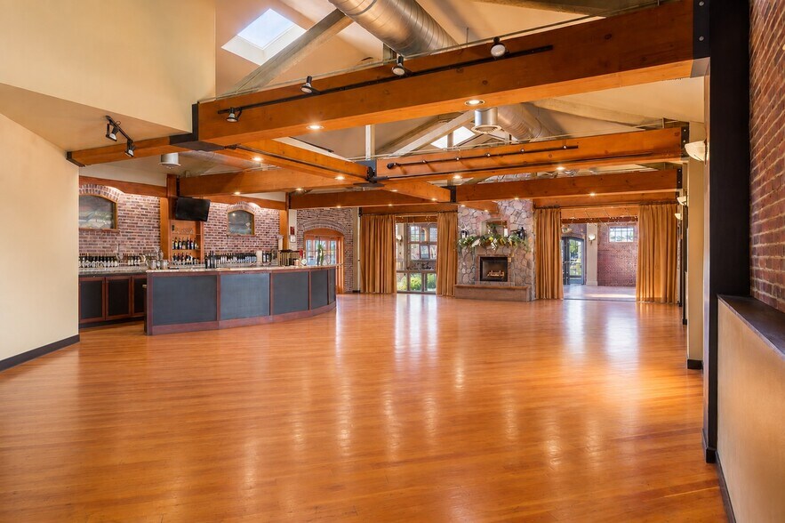 More Photos Of 1 Vineyard Way, Wenatchee Winery Vineyard For Sale