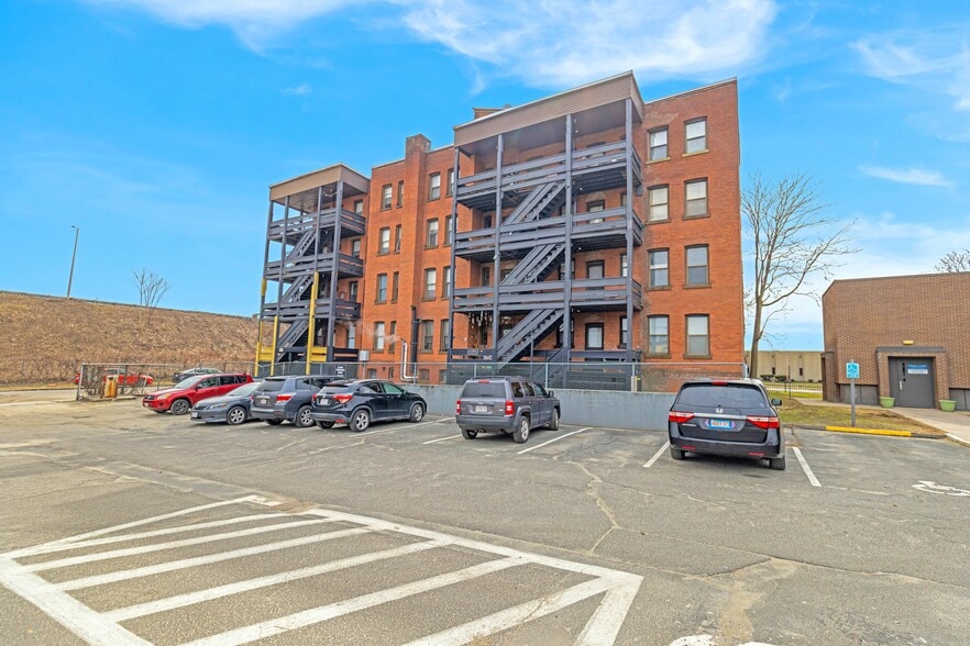 More Photos Of , Springfield Multifamily For Sale