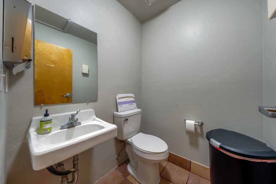 More Photos Of 3838 E Fort Lowell Rd, Tucson Medical For Sale