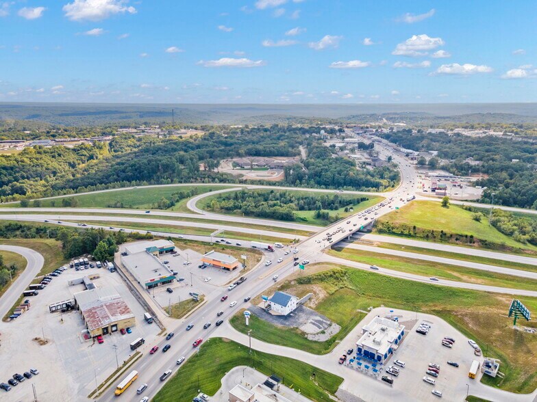 More Photos Of 771 E HWY 54, Camdenton Office For Sale