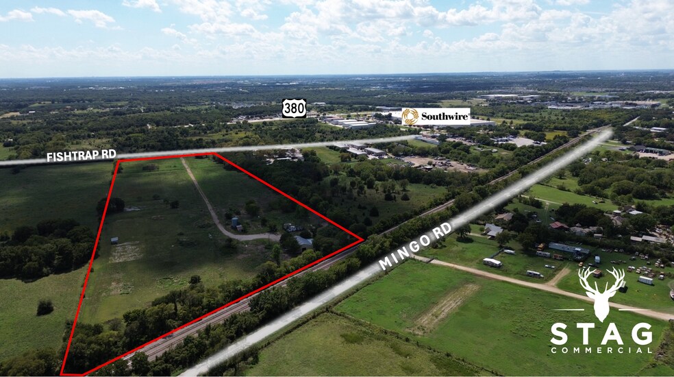 More Photos Of 2756 Greenleaf Circle, Denton Industrial For Lease