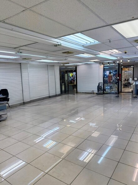 More Photos Of 777 NW 72nd Ave, Miami General Retail For Lease