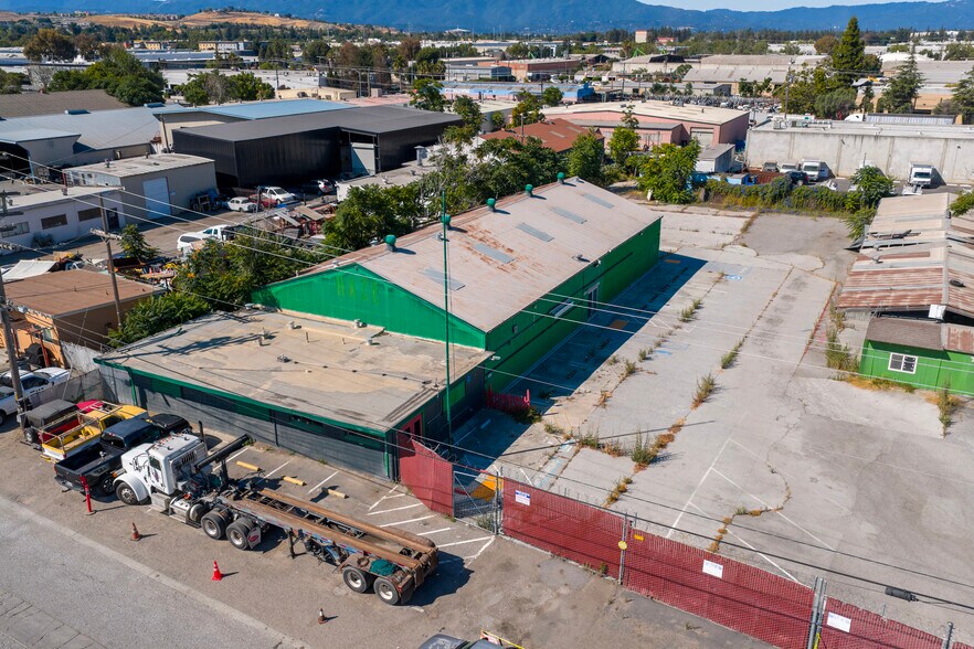 More Photos Of 1761 Smith Ave, San Jose Warehouse For Lease