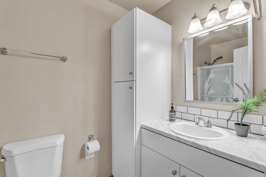 More Photos Of 10273 Mills Station Rd, Rancho Cordova Apartments For Sale