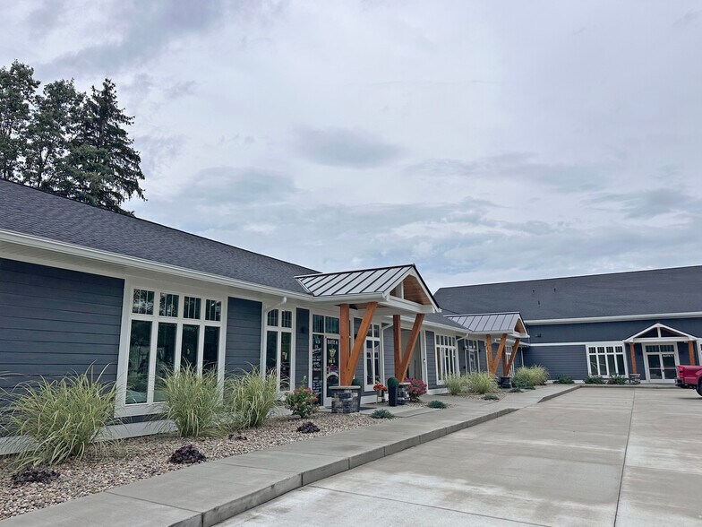 Primary Photo Of 6134 Northland NE dr, Belmont Office For Sale