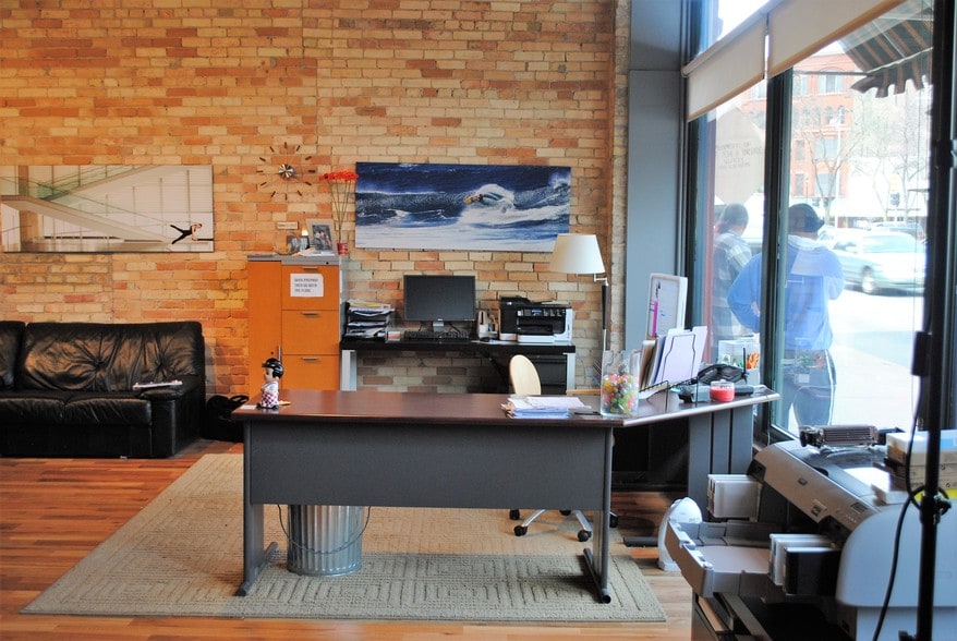 More Photos Of 25 S Division Ave, Grand Rapids Office For Sale