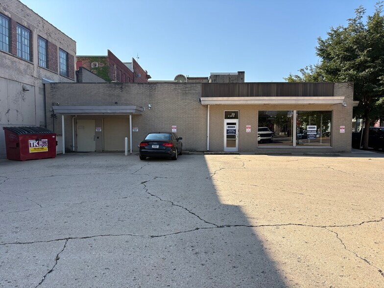 Primary Photo Of 213 N 5th St, Lafayette Industrial For Lease