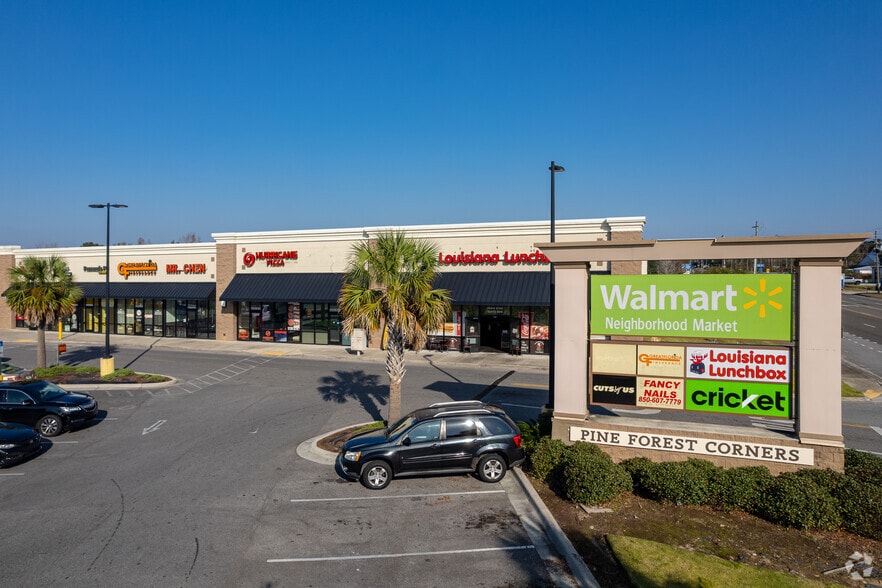 More Photos Of 6705 Pine Forest Rd, Pensacola General Retail For Lease