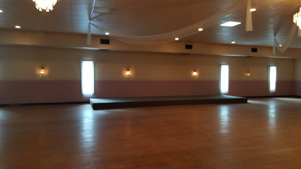 More Photos Of 7897 Taft St, Merrillville Lodge Meeting Hall For Lease