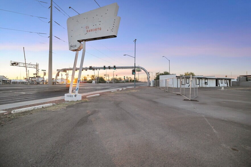 More Photos Of 3060 Grand Ave, Phoenix Apartments For Sale