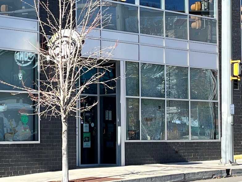 More Photos Of 45 Asheland Ave, Asheville Apartments For Lease