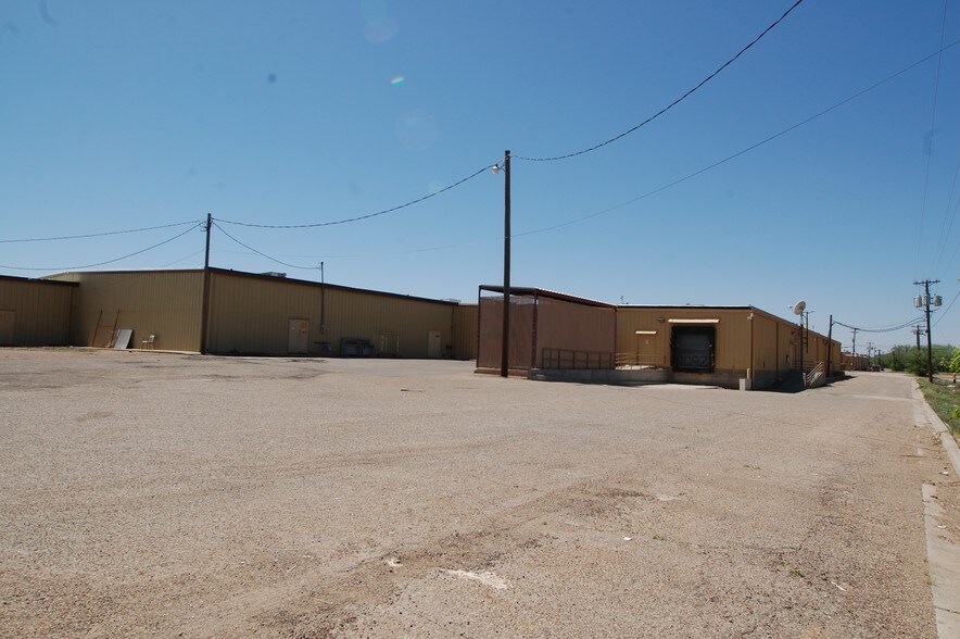 More Photos Of 1401 Tahoka Rd, Brownfield Unknown For Lease