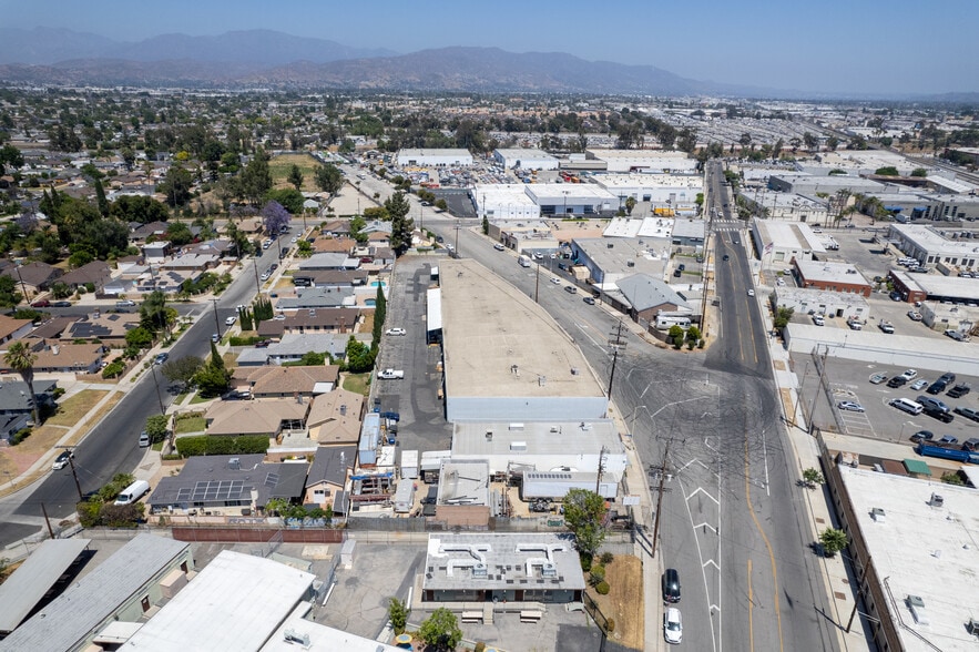 More Photos Of 12801 Saticoy Street St, North Hollywood Warehouse For Sale