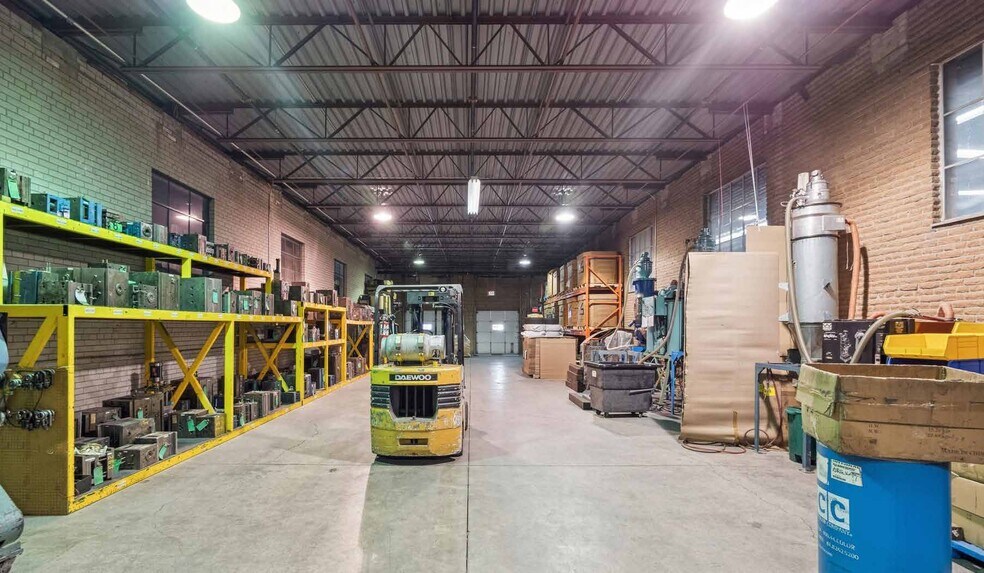 More Photos Of 1736-1746 Mattawa Ave, Mississauga Industrial For Sale