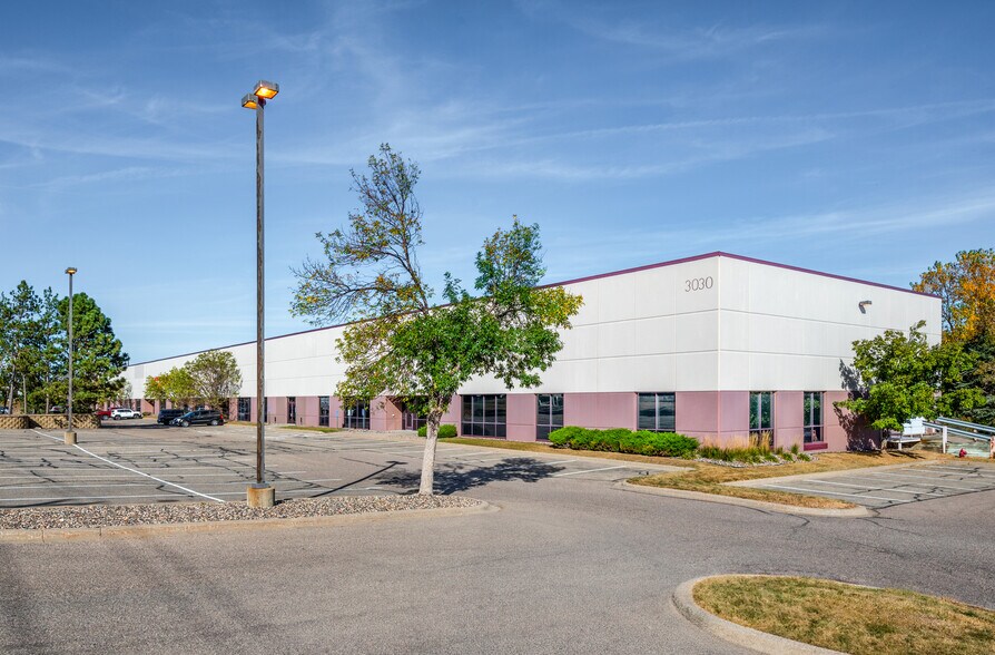 More Photos Of 3030 Lexington Ave S, Eagan Light Manufacturing For Lease