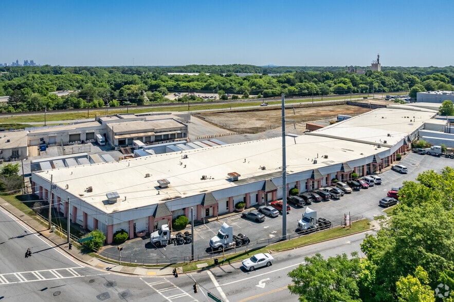 More Photos Of 1129-1199 Willingham Dr, East Point Warehouse For Lease