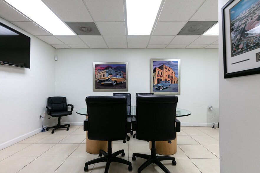 More Photos Of 9700 NW 79th Ave, Miami Office For Lease