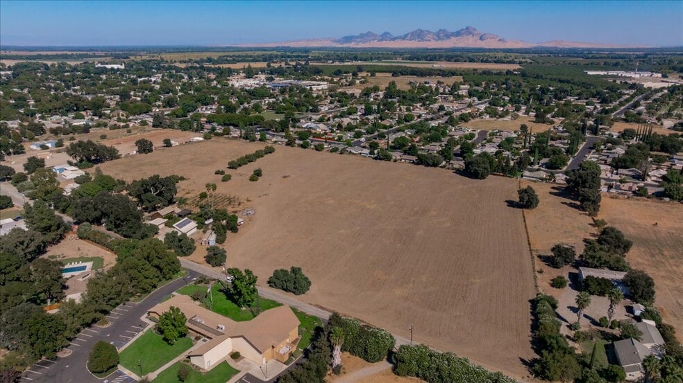 More Photos Of 1425 5th St, Colusa Land For Sale