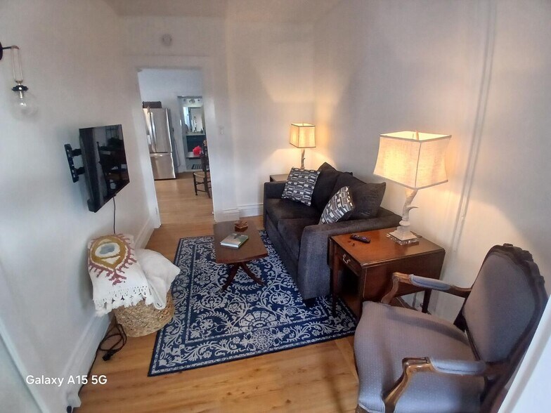 More Photos Of 117 Water St, Stonington Apartments For Sale