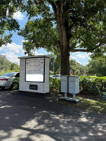 More Photos Of 2715 W Virginia Ave, Tampa Medical For Lease