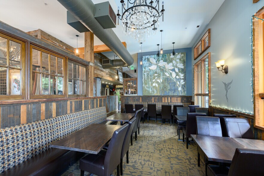 More Photos Of 645 NE 3rd St, Mcminnville Storefront Retail Office For Lease