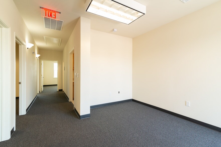 More Photos Of 1508 Dessau Ridge Ln, Austin Medical For Sale
