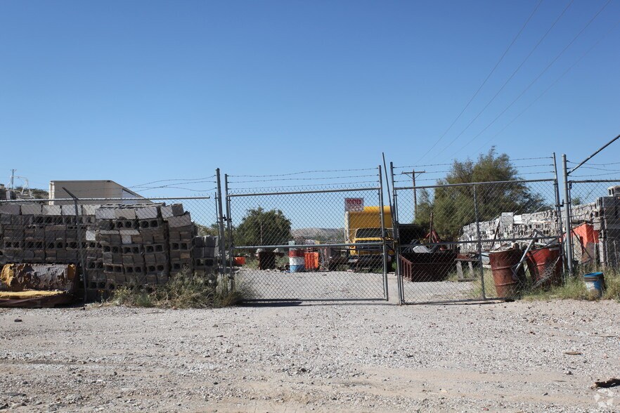 More Photos Of 575 Mcnutt Rd, Sunland Park Land For Sale