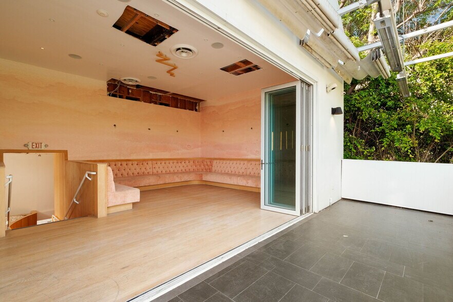 More Photos Of 8768 W Sunset Blvd, West Hollywood General Retail For Sale