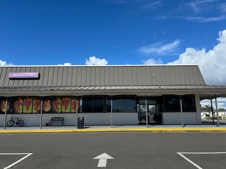 More Photos Of 4500 NE Dixie Hwy, Palm Bay Unknown For Lease