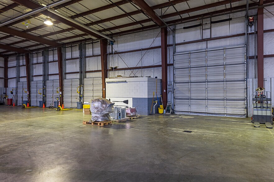 More Photos Of 101 Industrial Dr, Bristol Industrial For Sale