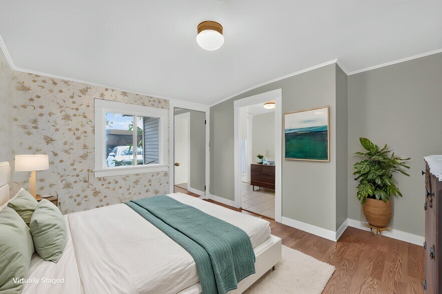 More Photos Of 119 S Adams St, Glendale Multifamily For Sale