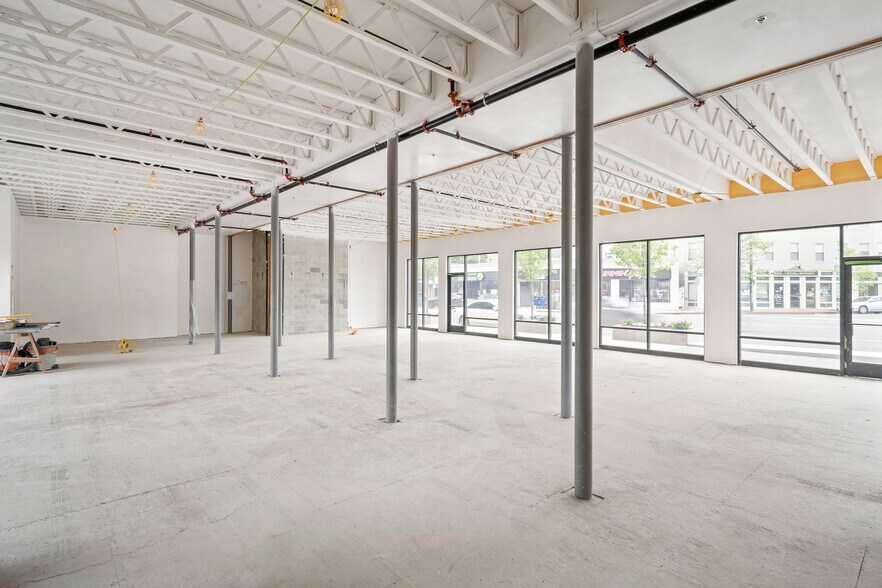 More Photos Of 493 Trapelo Rd, Belmont Storefront For Lease